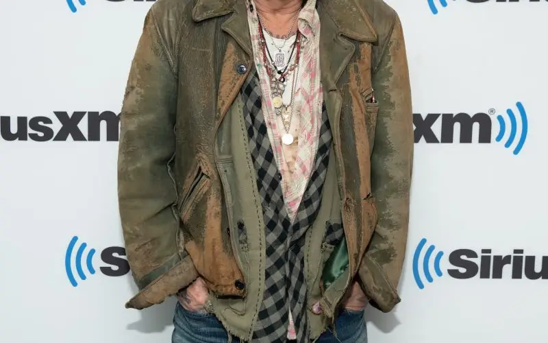 Johnny Depp Net Worth - Wiki, ikä, paino ja pituus, ihmissuhteet, perhe ja paljon muuta