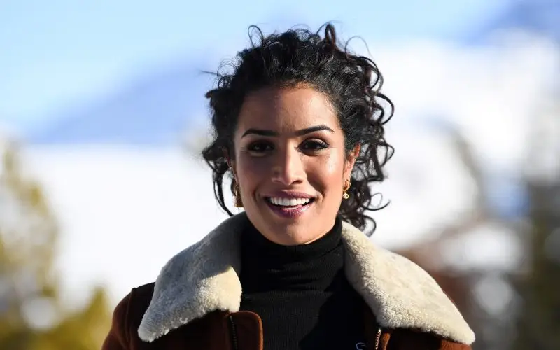 Sabrina Ouazanin nettoarvo - Wiki, ikä, paino ja pituus, ihmissuhteet, perhe ja paljon muuta