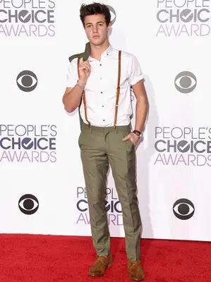 Cameron Dallas Body Measurements