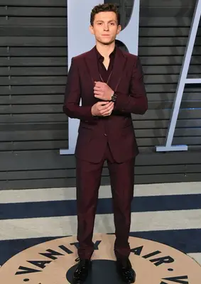 Tom Holland Height Weight Shoe Size