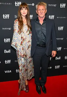 Sean Penn Height Weight Stats