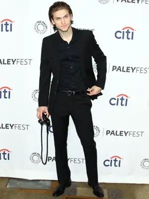 Keegan Allen Height Body Shape