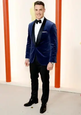 Alexander Dreymon Height Weight Bio