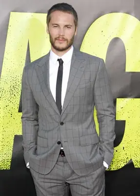 Taylor Kitsch Body Measurements Height Weight