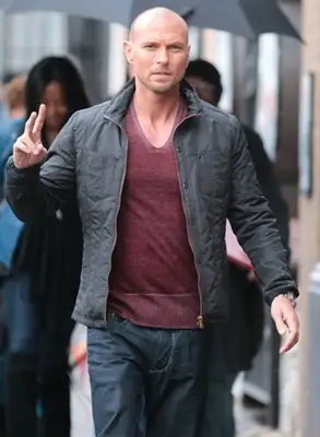 Luke Goss Height Weight Body Shape