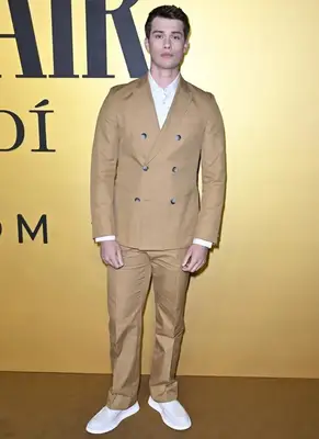 Nicholas Galitzine Body Measurements