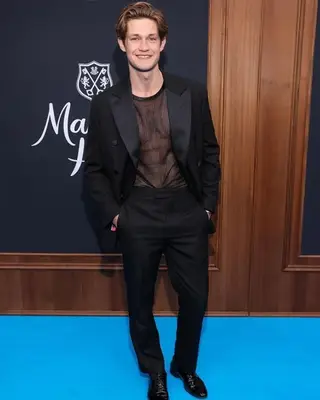 Damian Hardung Height Weight Shoe Size