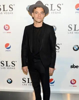 Rami Malek Body Measurements Vital Stats