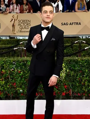 Rami Malek Height Weight Body Shape