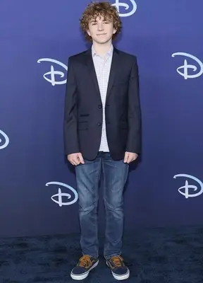 Walker Scobell Height Weight Stats