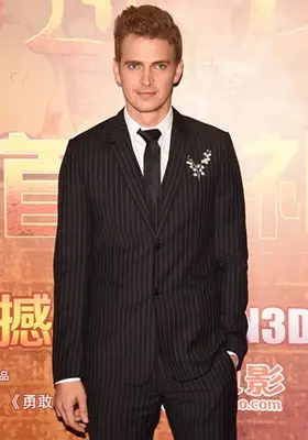 Hayden Christensen Body Measurements Shape