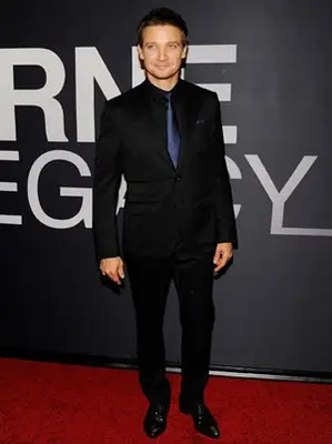 Jeremy Renner Height Body Shape