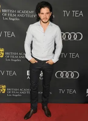 Kit Harington Height Weight Body Shape