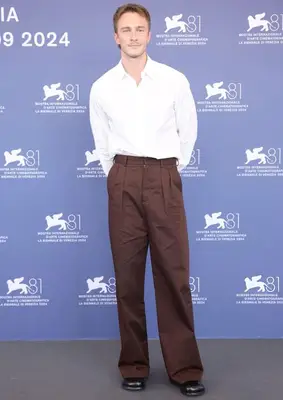 Drew Starkey Height Weight Shoe Size