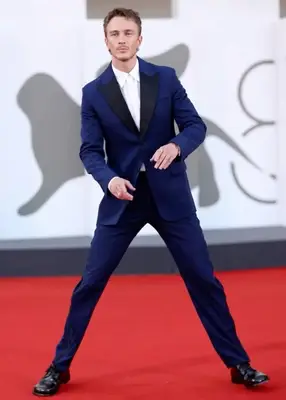 Drew Starkey Body Measurements