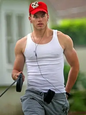 Matt Damon Body Measurements