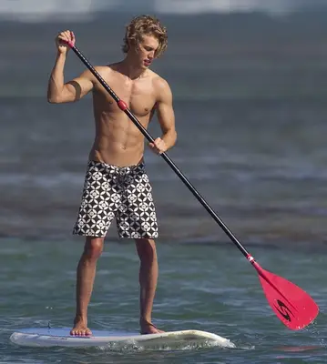 Austin Butler Height Weight Shoe Size