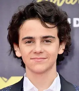 Jack Dylan Grazer Pesos del Corps Misure