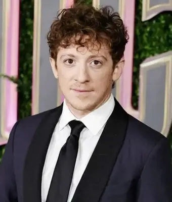 Ethan Slater Profile