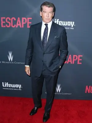 Pierce Brosnan Body Measurements