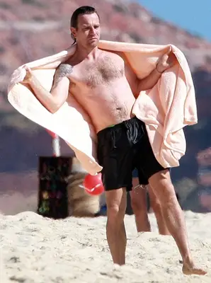 Ewan McGregor Height Body Shape