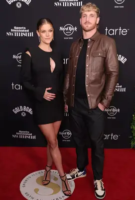 Logan Paul Height Weight Shoe Size