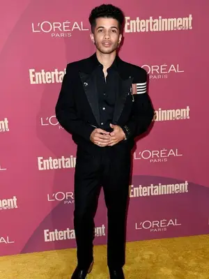 Jordan Fisher Measurements and Net Worth