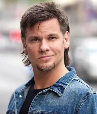 Theo Von Profile