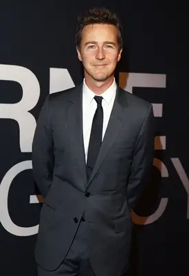 Edward Norton Height Weight Body Shape
