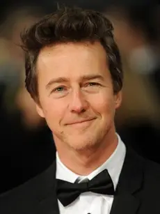 Misura del corpo del peso di Edward Norton