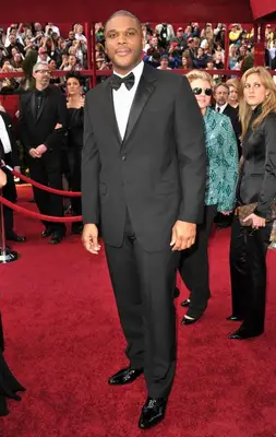 Tyler Perry Body Measurements Stats