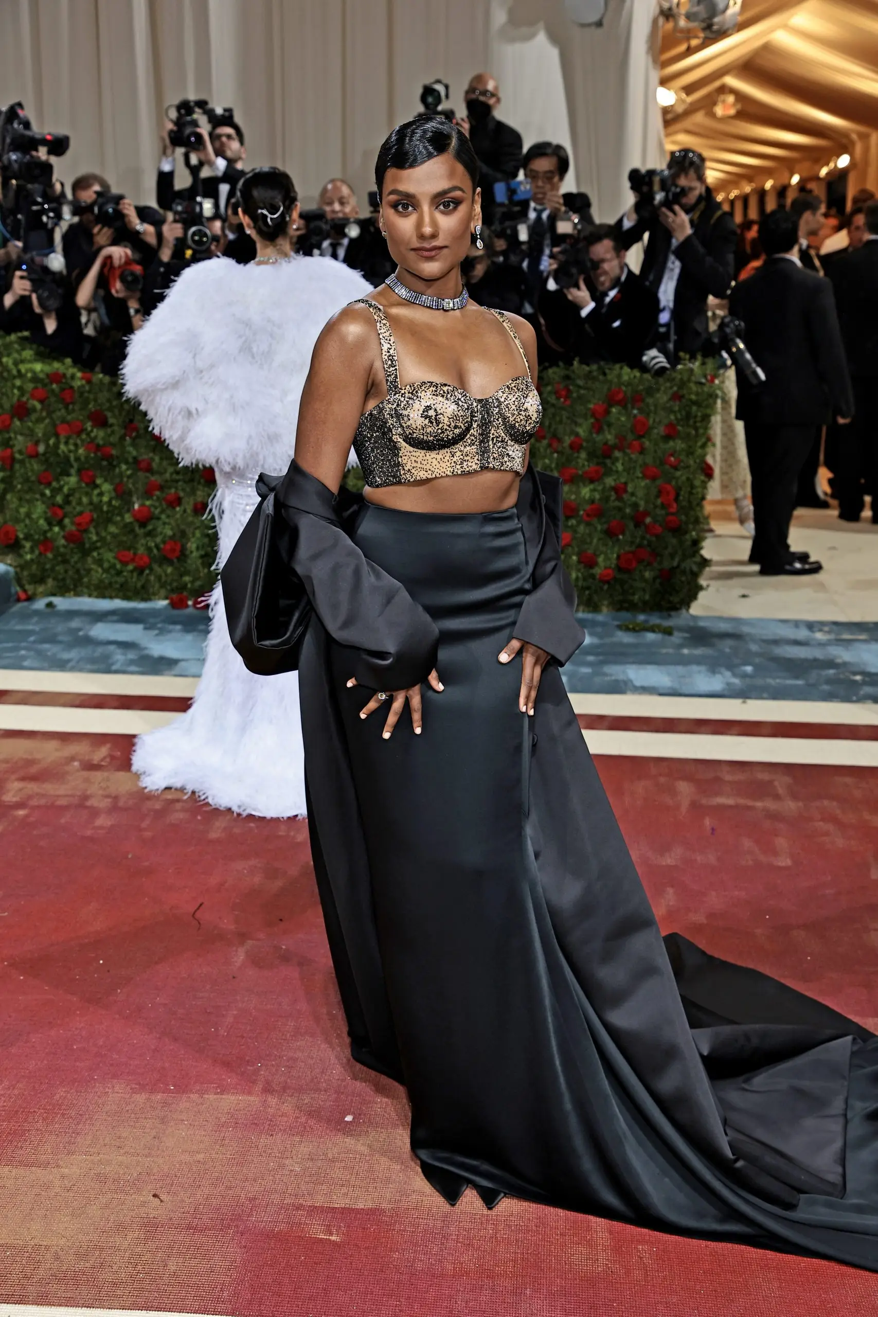 Simone Ashley valokuva