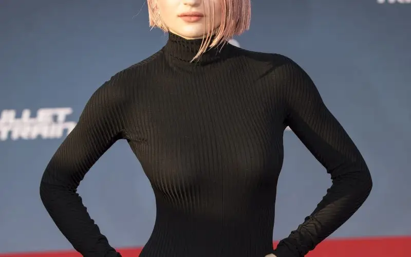 Joey King Net Worth - Wiki, ikä, paino ja pituus, ihmissuhteet, perhe ja paljon muuta