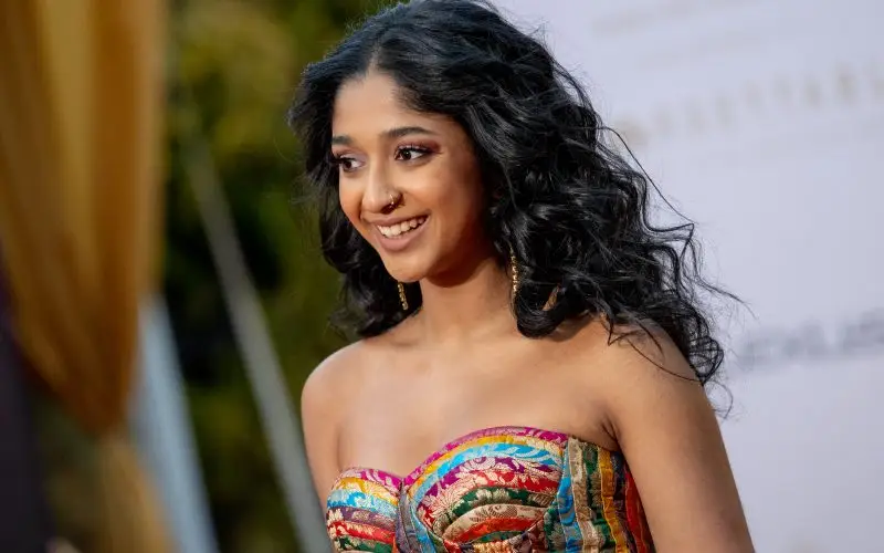 Maitreyi Ramakrishnanin nettoarvo - Wiki, ikä, paino ja pituus, ihmissuhteet, perhe ja paljon muuta