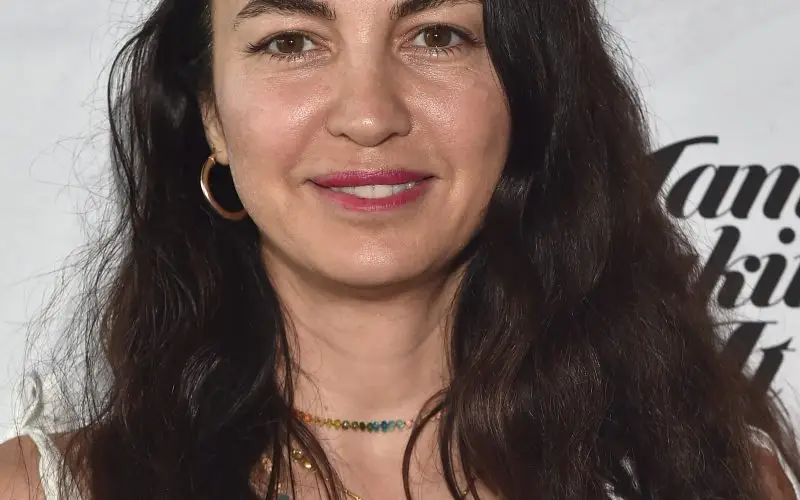 Shiva Rose Net Worth - Wiki, ikä, paino ja pituus, ihmissuhteet, perhe ja paljon muuta