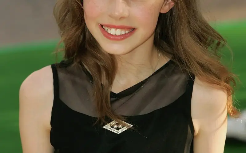 Julia Winter Net Worth - Wiki, ikä, paino ja pituus, ihmissuhteet, perhe ja paljon muuta