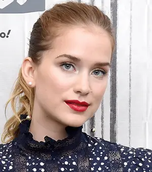 Actress Elizabeth Lail