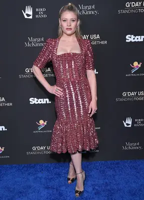 Emilie de Ravin Height Weight Stats