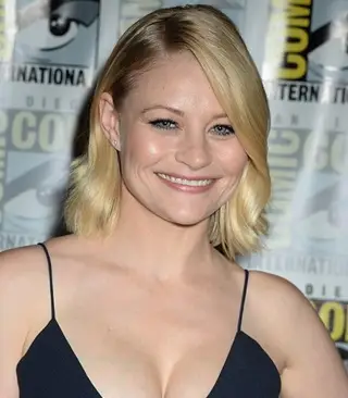 Actress Emilie de Ravin