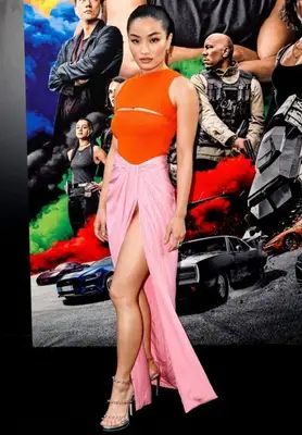 Anna Sawai Height Weight Stats