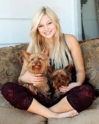 Olivia Holt Favorite Things