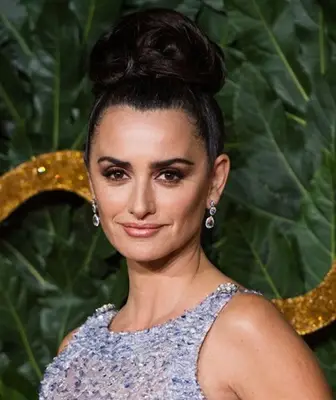 Penelope Cruz Body Profile