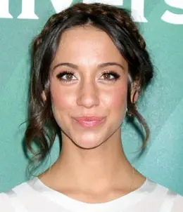 Reggiseno a peso di Stella Maeve delle misurazioni statistiche del corpo