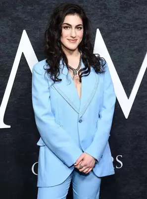 Lilli Kay Body Measurements and Net Worth