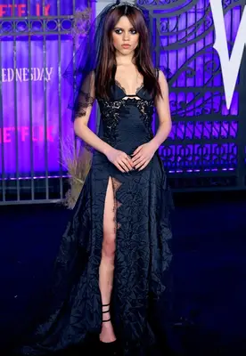 Jenna Ortega Height Weight Shoe Size