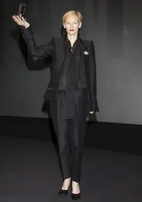 Tilda Swinton Height Weight Body Figure Shape