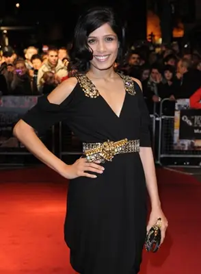 Freida Pinto Body Measurements