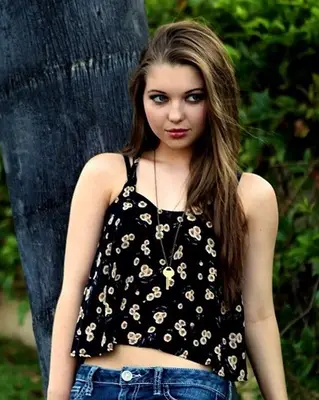 Sammi Hanratty Favorite Things