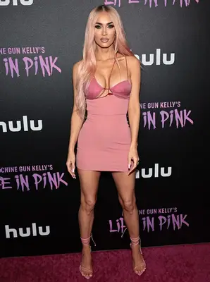 Megan Fox Weight Height Shoe Size