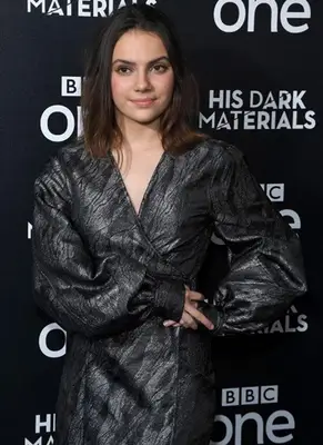 Dafne Keen Height Weight Measurements